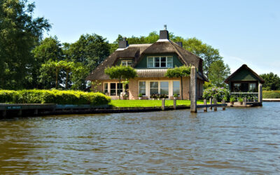 Giethoorn: varen door natuurgebieden