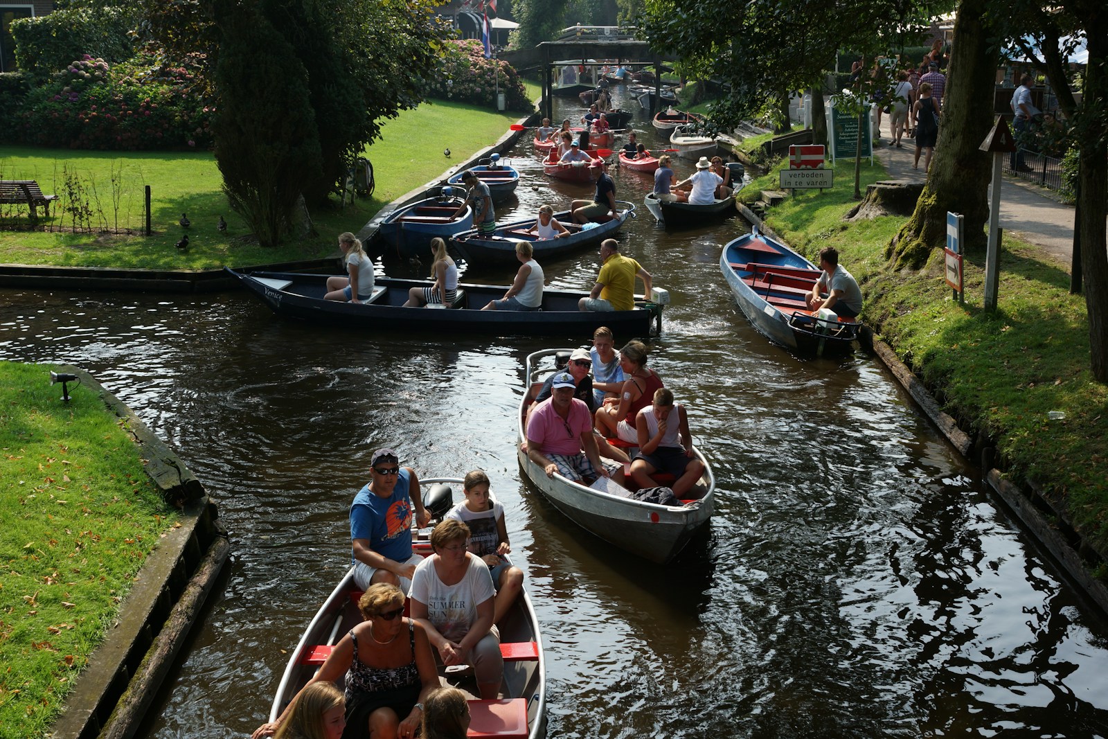 Boottochten en vaarevenementen in Giethoorn