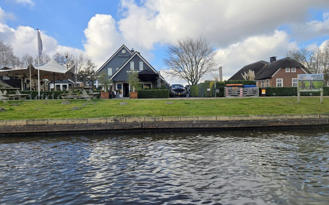 Fietsroutes door de natuur bij Giethoorn